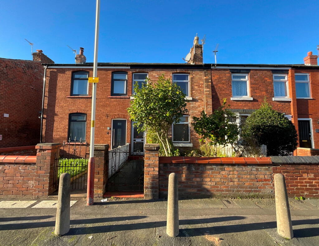 3-bed terraced on Mount Street, Southport, £145,000