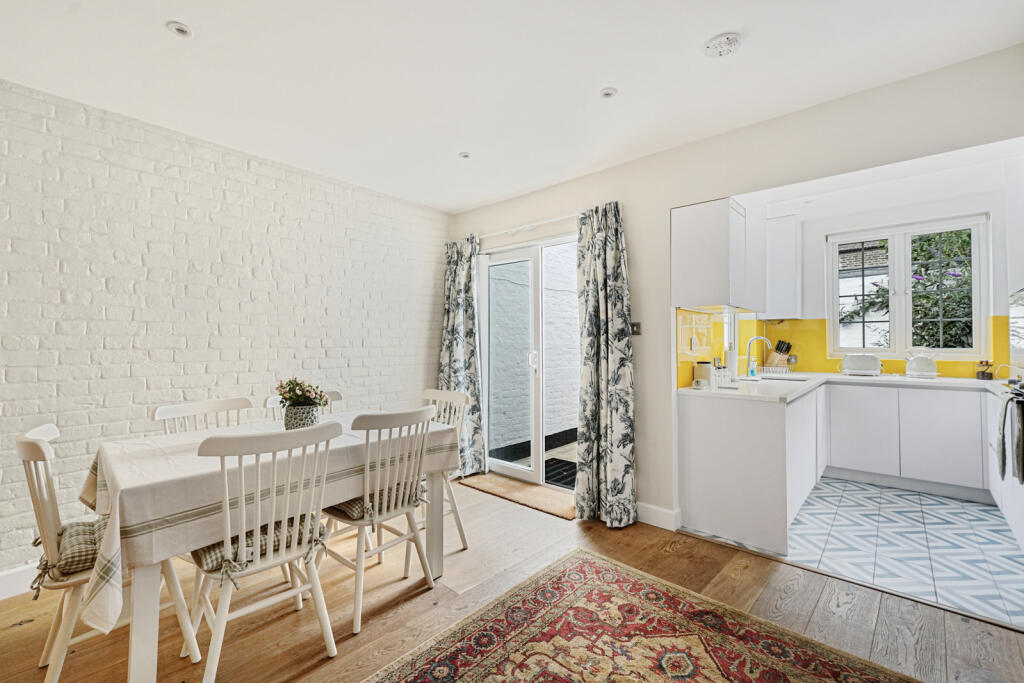 Main image of property: Roupell Street,
Waterloo, SE1