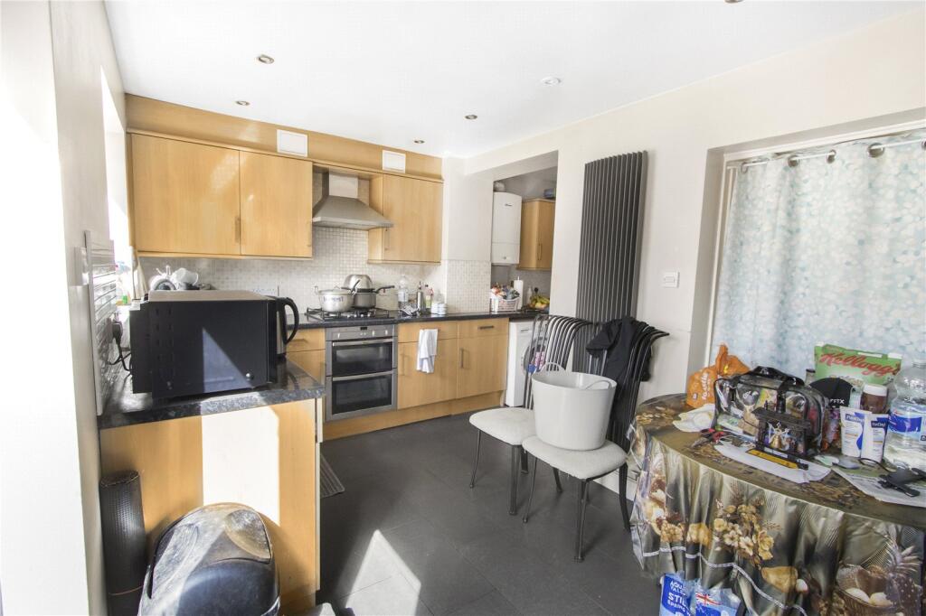House in Swindon - View 5
