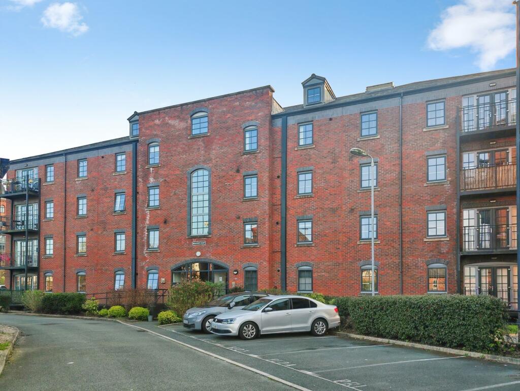 Main image of property: Elphins Drive, Beaumont Court, WA4