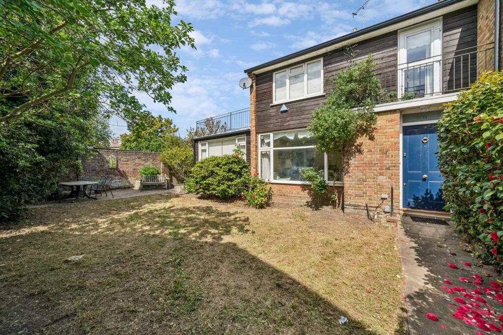 Main image of property: The Hermitage,
Barnes, SW13