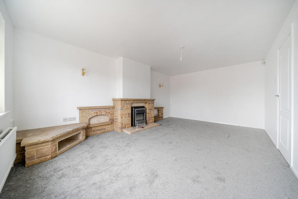 Parwich Road, North Wingfield, S42 5 photo 3