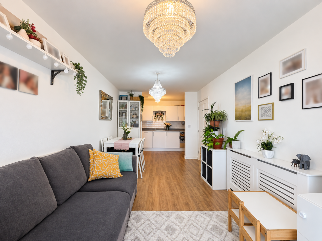 Apartment in Bromley - View 4