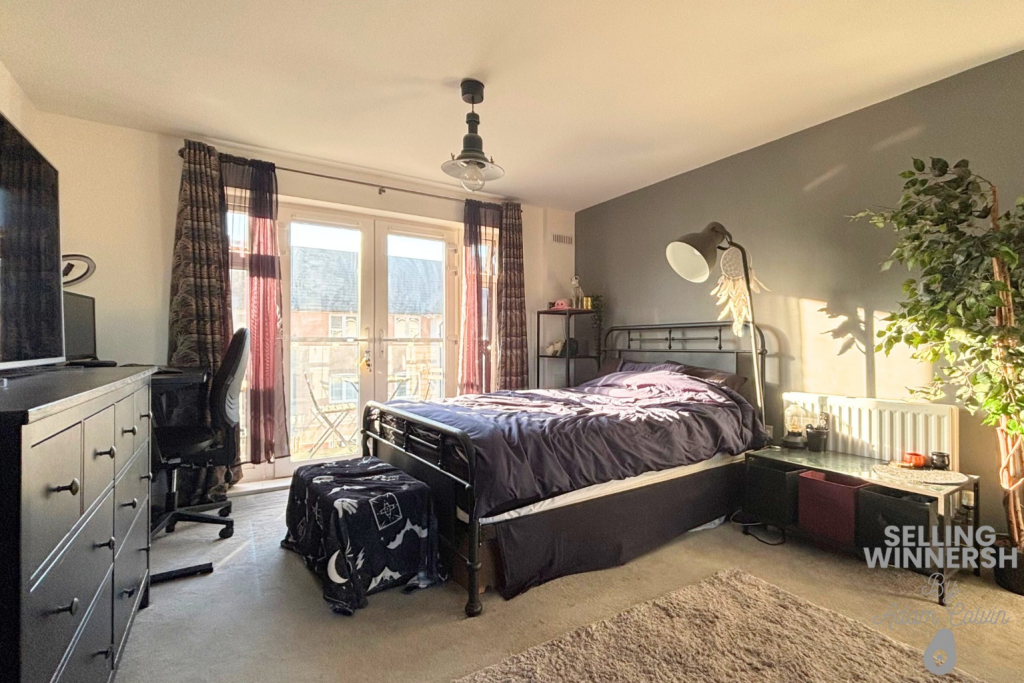 Duffet Drive, Winnersh, RG41 5RZ - More
