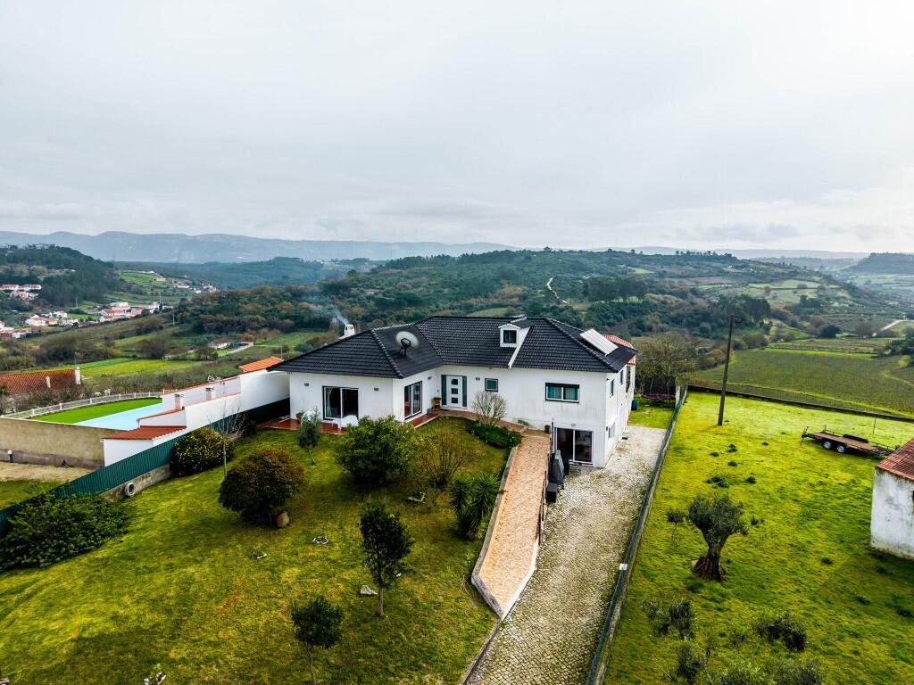 Main image of property: Alcobaça