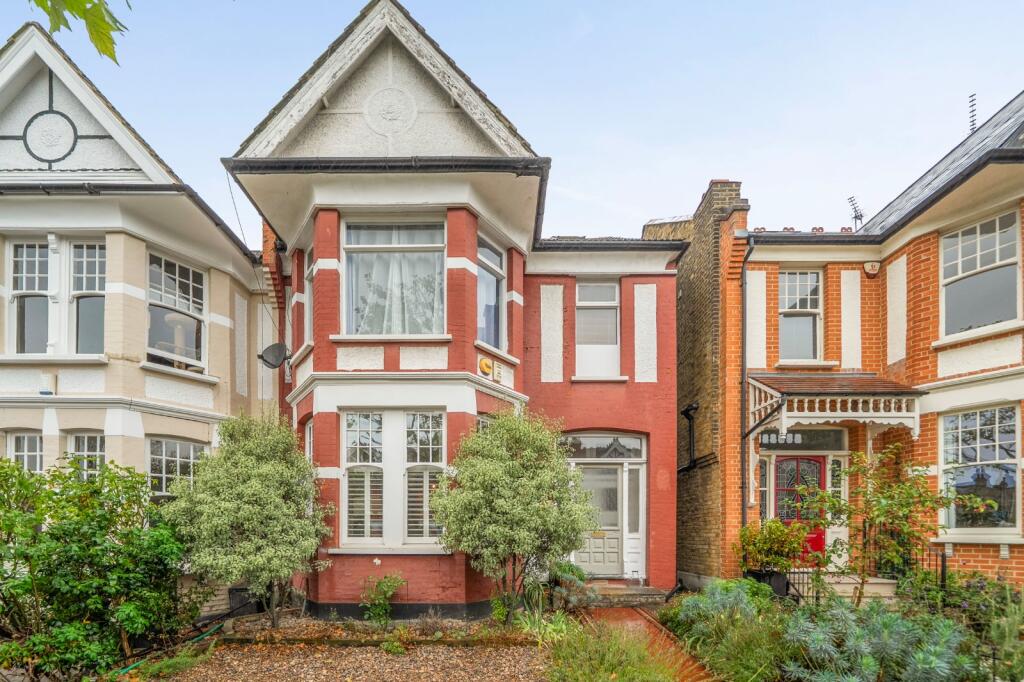Main image of property: Conway Road, London, N14