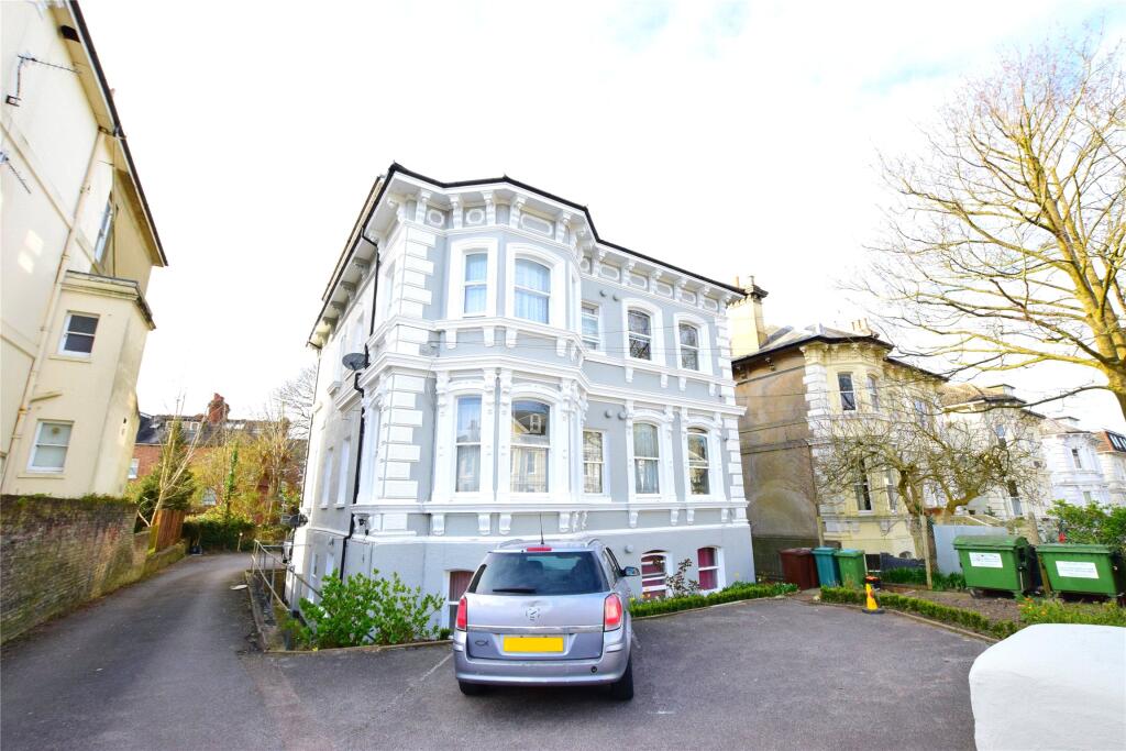Main image of property: Upper Grosvenor Road, Tunbridge Wells, Kent, TN1