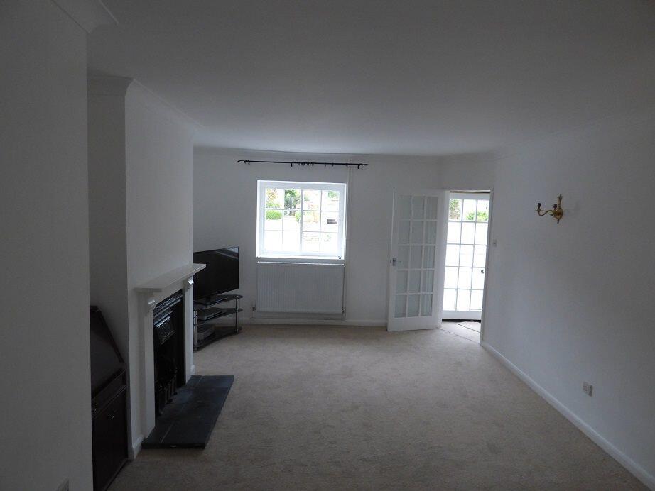 House in North Kesteven, Navenby - View 2