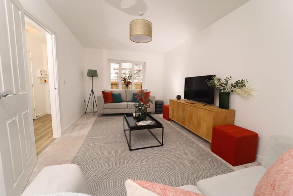 Long Meadow, 
Redhills, 
Exeter, 
EX4 1SX photo 4