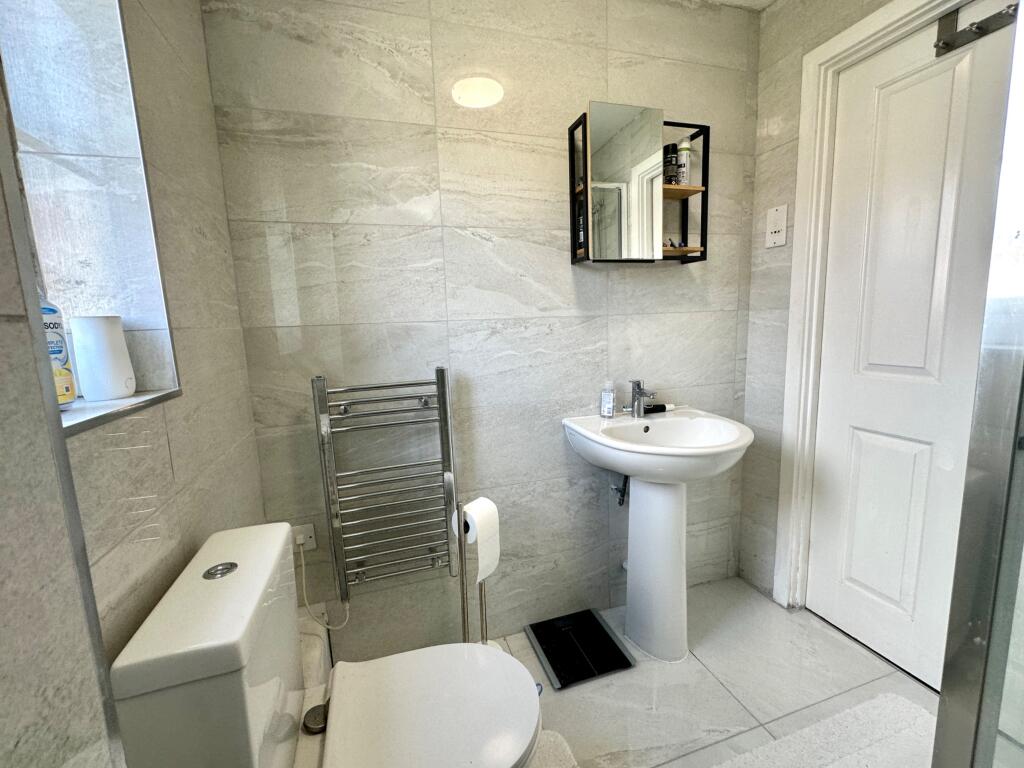 Apartment in Sandwell, West Midlands - More