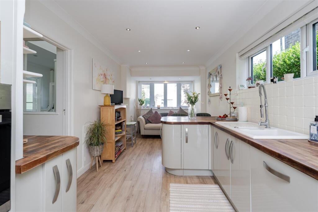House in Peterborough - View 5