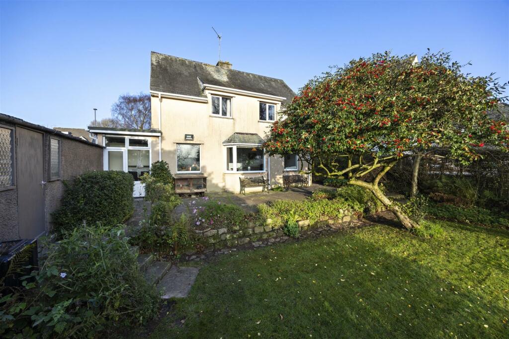 3-bed detached on Whernside Cottage, Bentham., £380,000