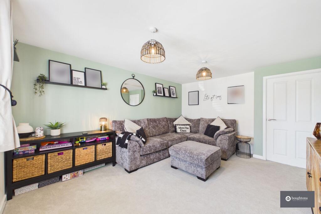 House in Brackley, West Northamptonshire - View 4