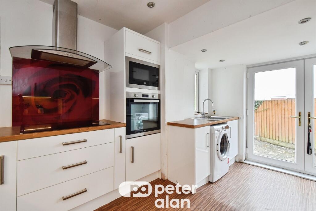 House in Merthyr Tydfil, Shirley Gardens, Heolgerrig - View 4