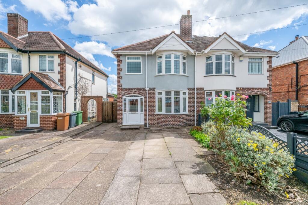 Main image of property: Bloxwich Road North, Willenhall, West Midlands, WV12