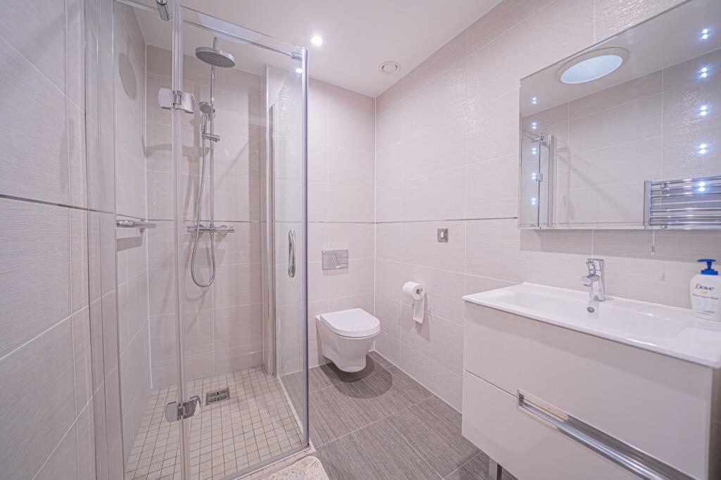 Additional image 12 of Warwick Road, Solihull, B91