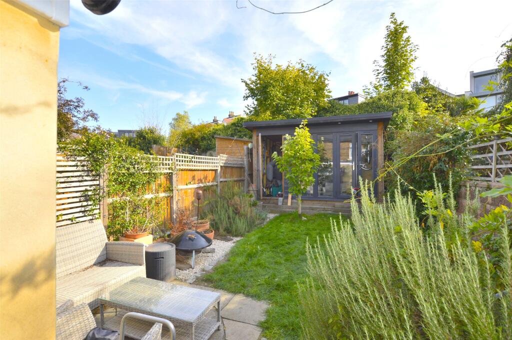 Property photo 9