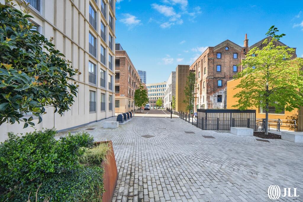 1 bedroom ground floor flat for rent