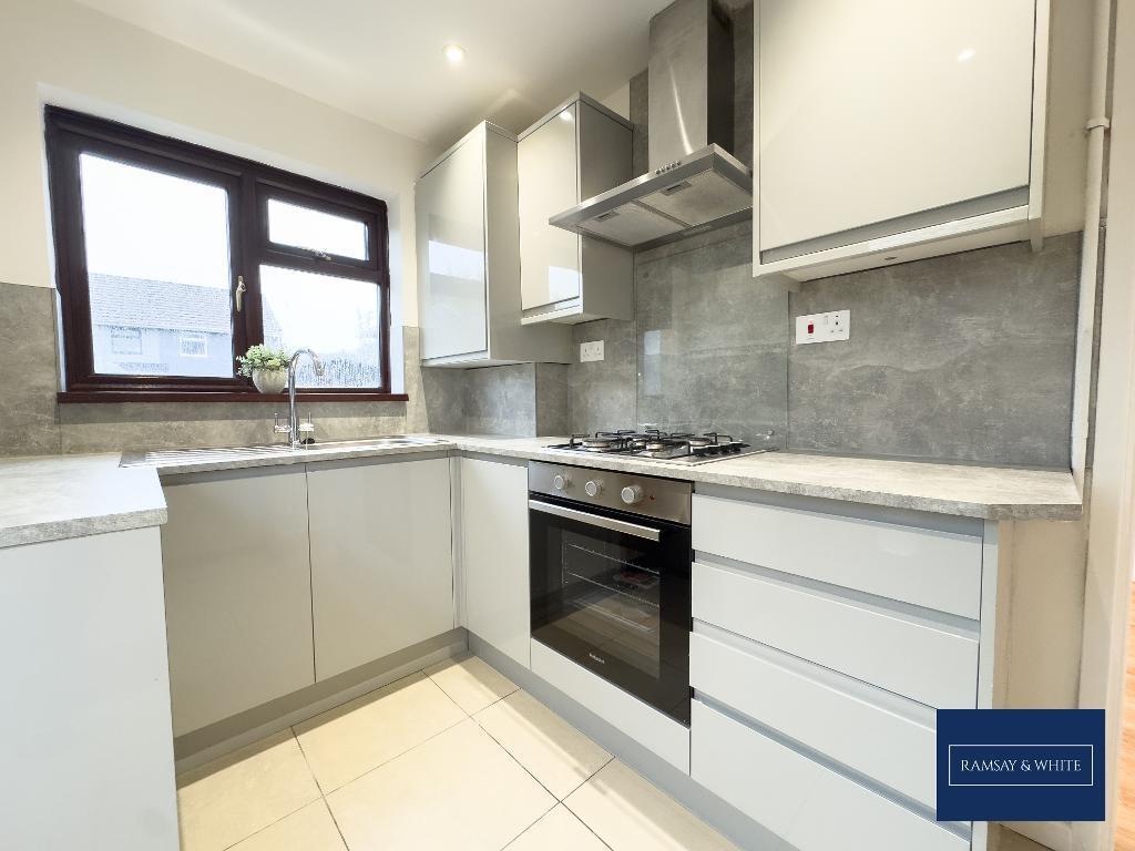 Llys Cynon, Hirwaun, Aberdare, CF44 9PR photo 4