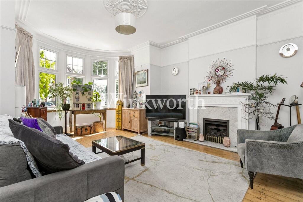 Main image of property: The Mall, London, N14