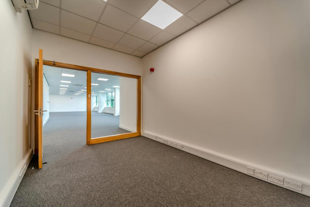 8693993-interior31-800.jpg