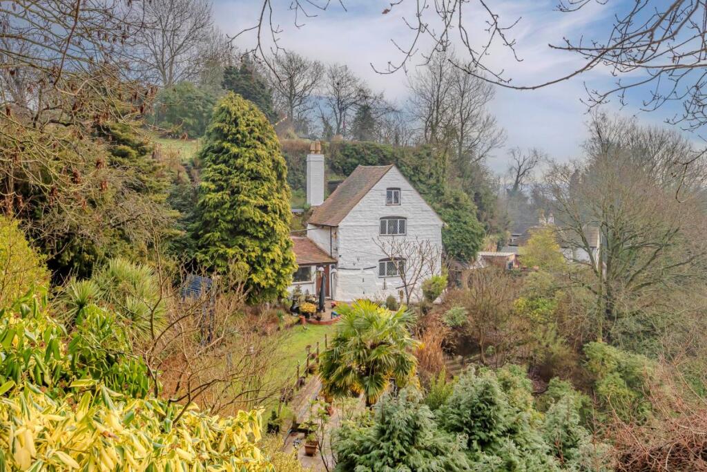 Main image of property: Rock Cottage, Drakelow Lane, Wolverley, Kidderminster, Worcestershire, DY11 5RU