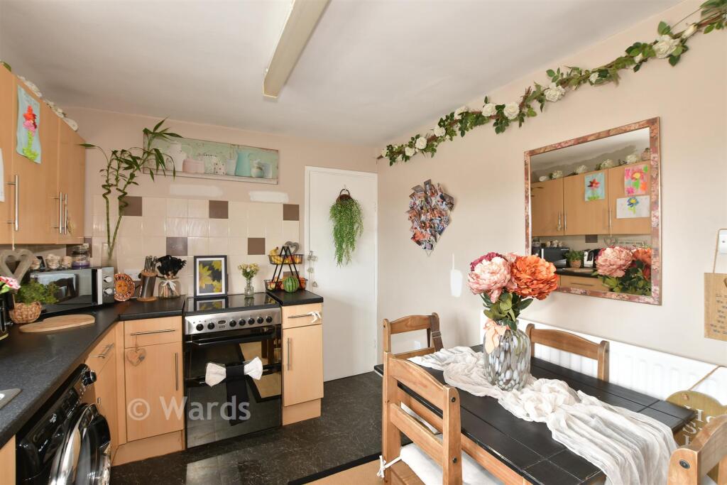 Apartment in Canterbury - View 4