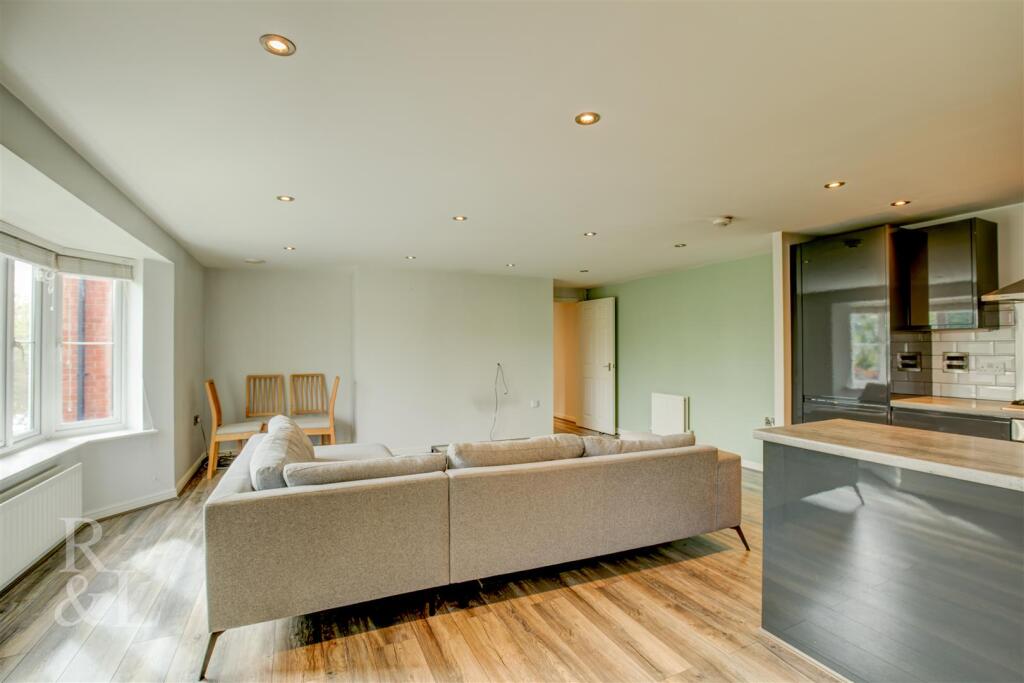 Radcliffe Road, West Bridgford, Nottingham - View 5