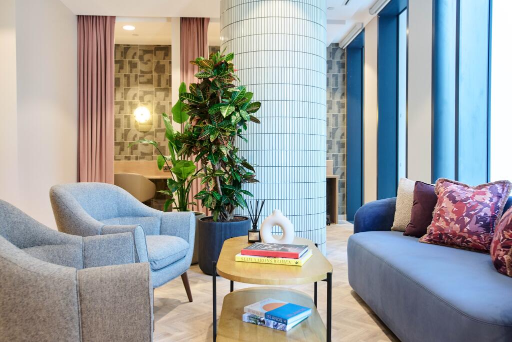 Apartment in Birmingham, Chinese Quarter, Digbeth - View 6