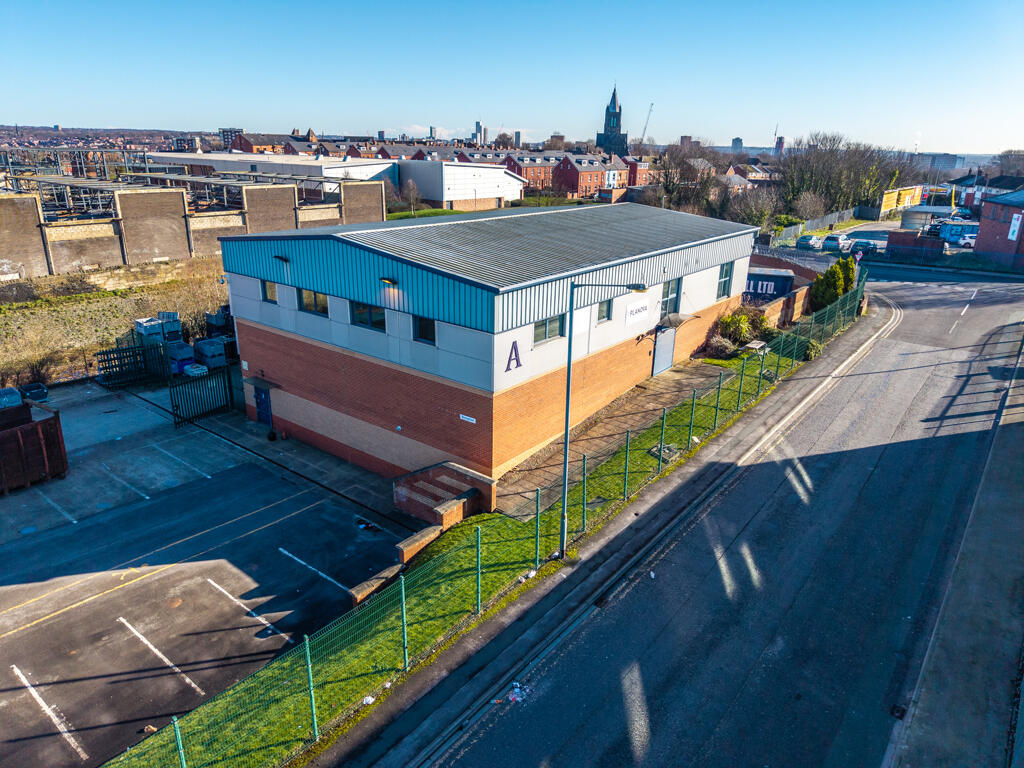 Main image of property: Unit 2, Carr Crofts Drive, Leeds, West Yorkshire, LS12 3AL