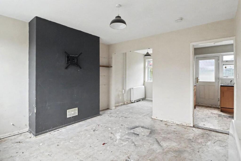 House in Crewkerne, Somerset - View 3