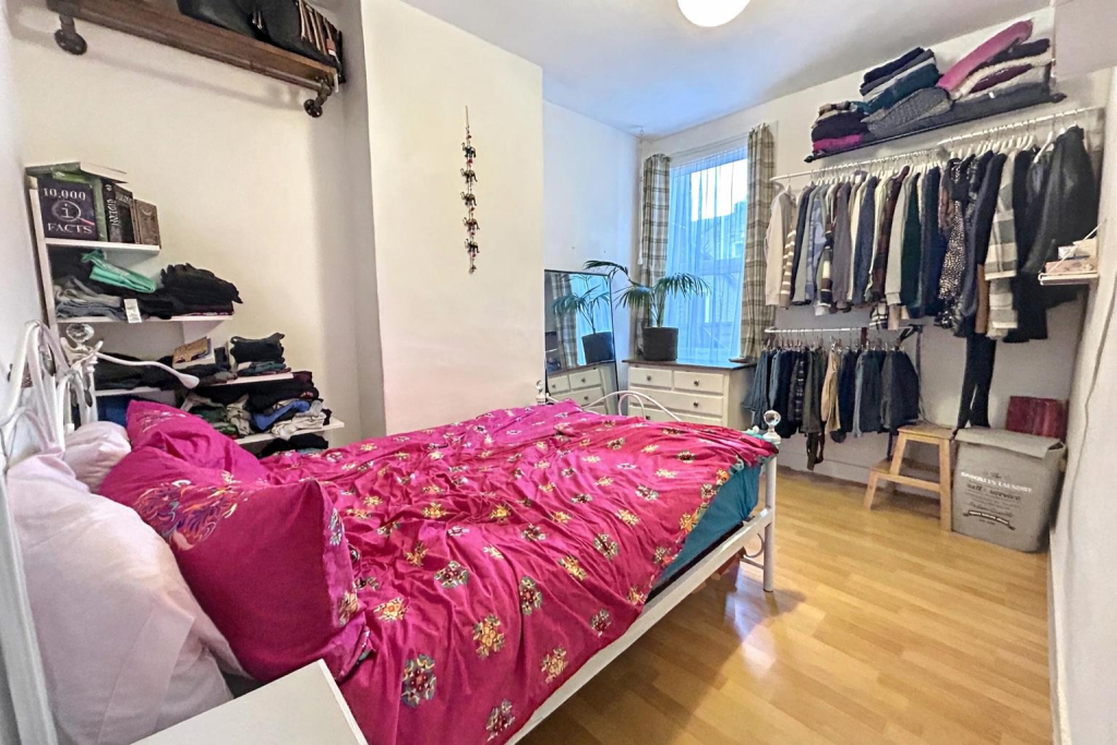 Apartment in London, Custom House, Canning Town - View 5