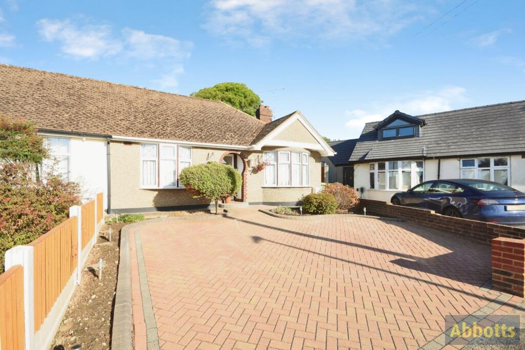 Main image of property: Thames Close, Rayleigh, Essex, SS6
