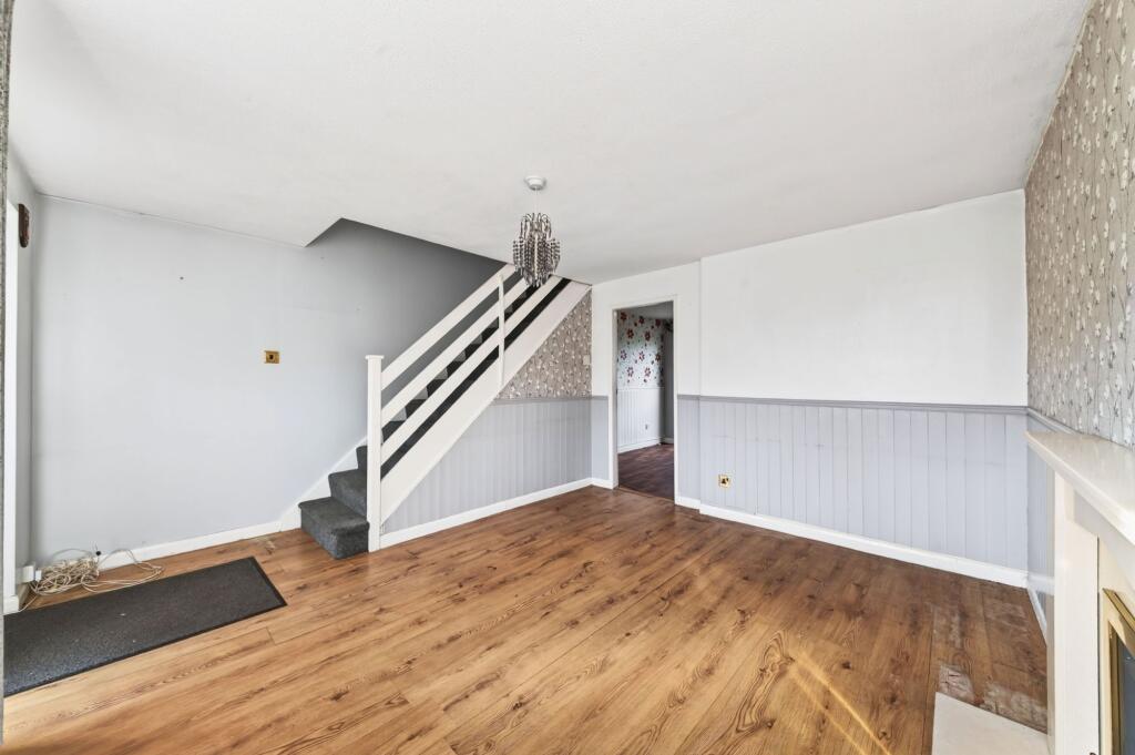 House in Huddersfield - View 5