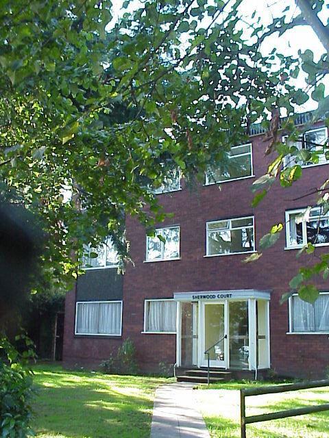 1-bed flat on Nottingham Road, South Croydon, CR2 6LN, £130,000