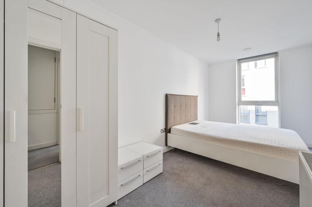 3 bedroom flat for rent