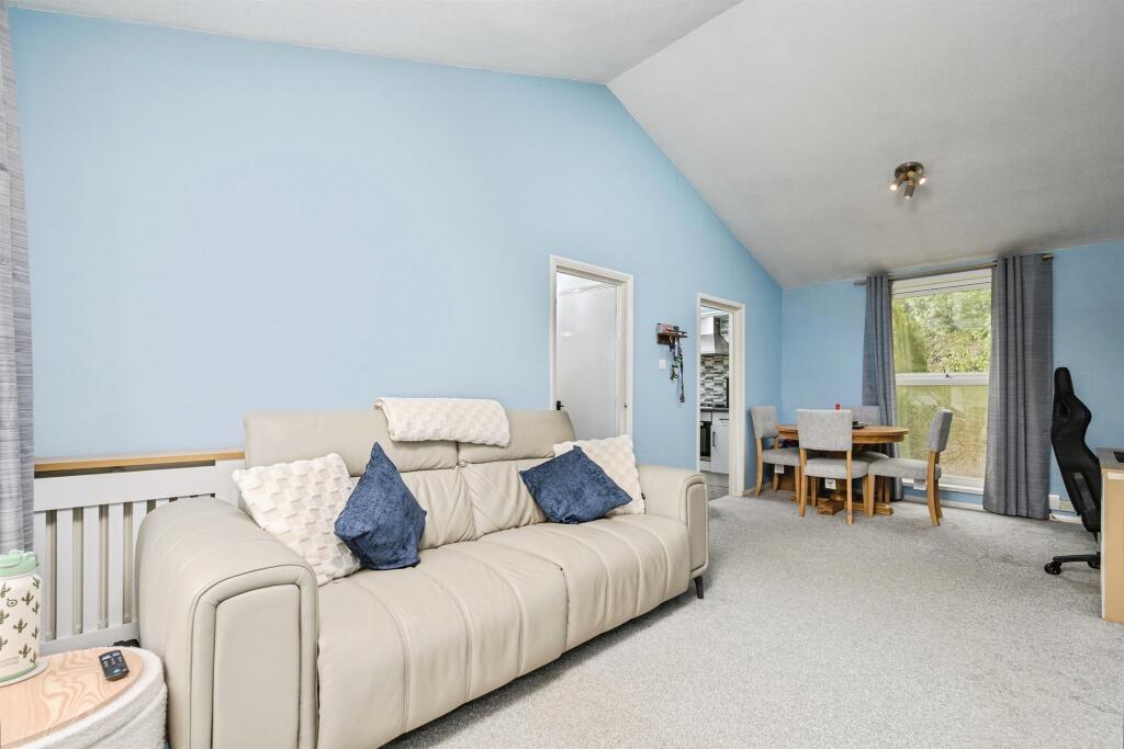 Apartment in Plymouth - View 2
