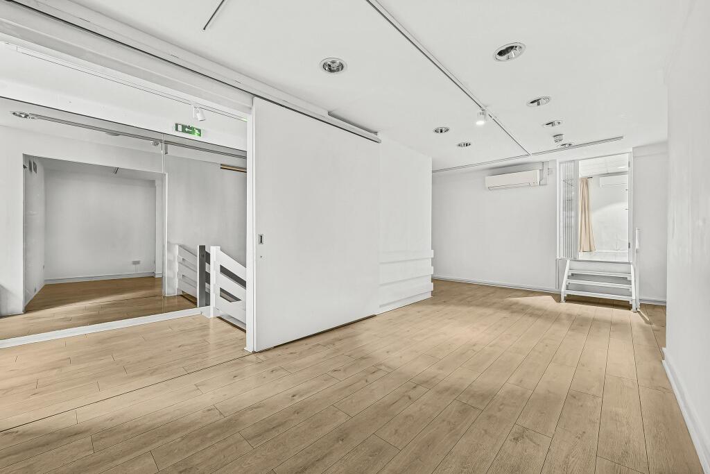 OFFICE 1.jpg