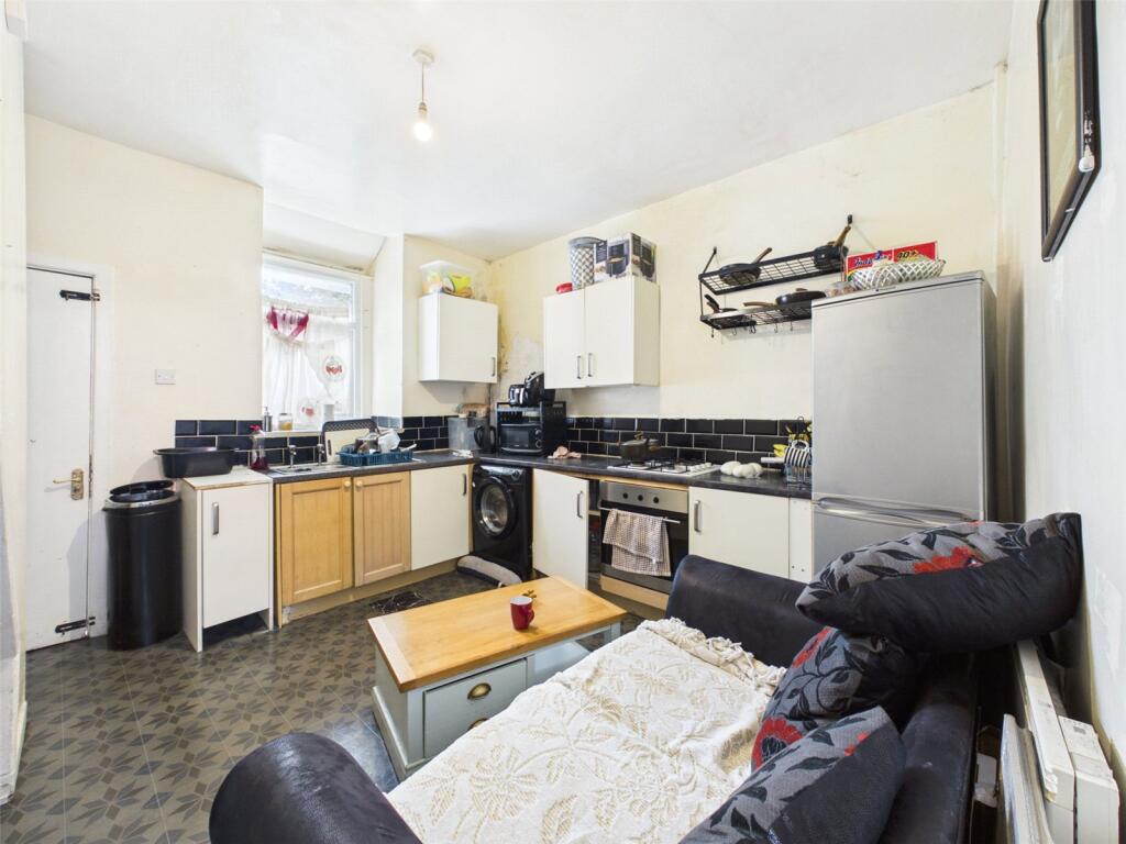 House in Manchester, Greater Manchester - View 2