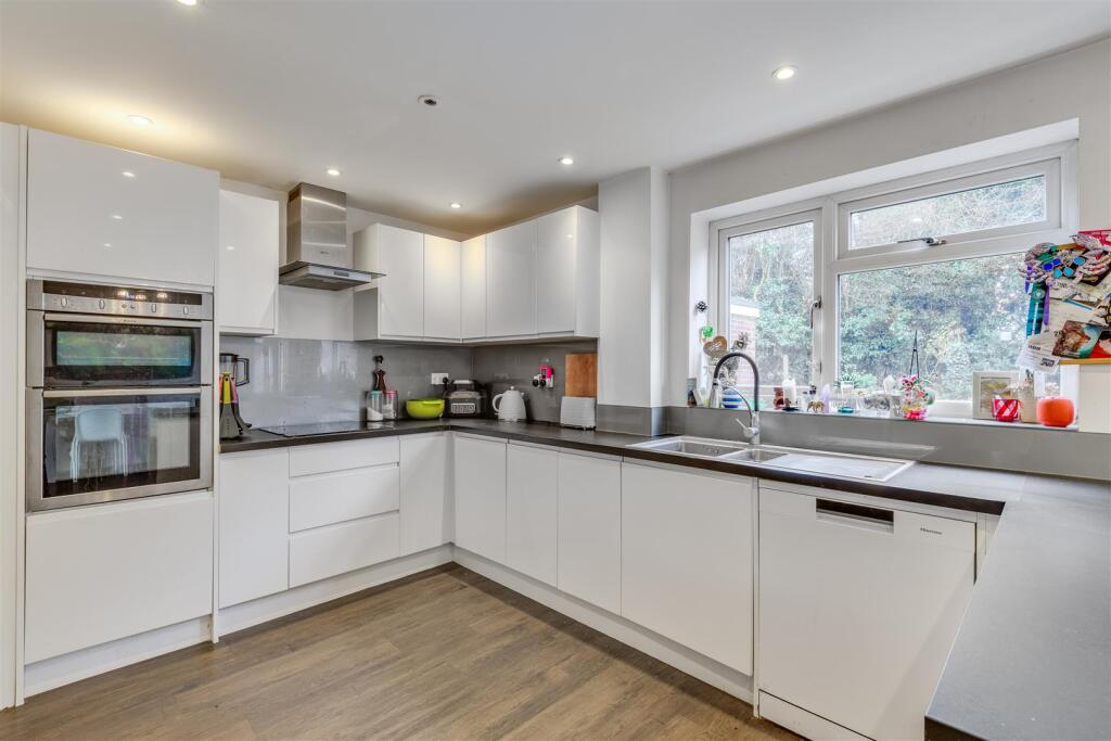 Orchard Way, Knebworth photo 4