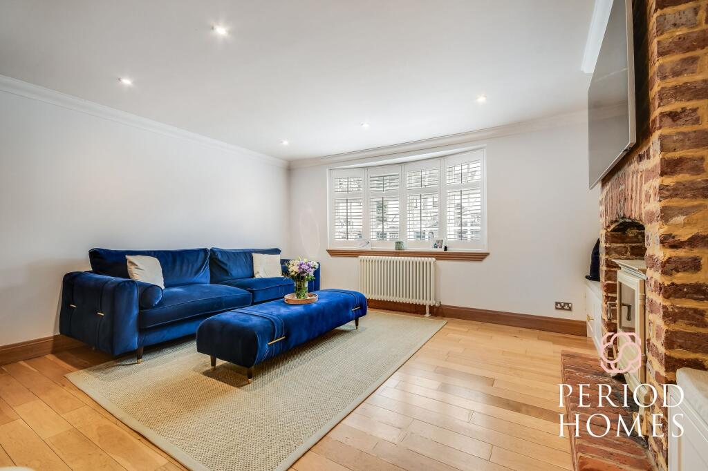 House in Brentwood, Essex - More