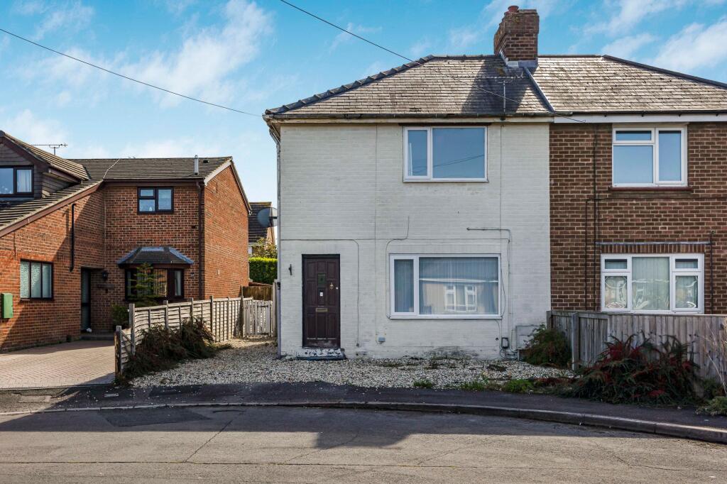 Main image of property: Park Street, Swindon, SN3