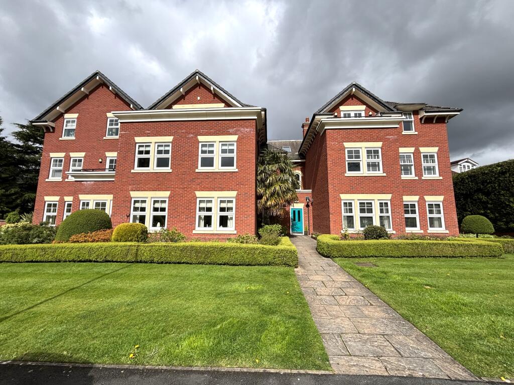 2-bed flat on Apartment  Chelford House, Offerton, £250,000