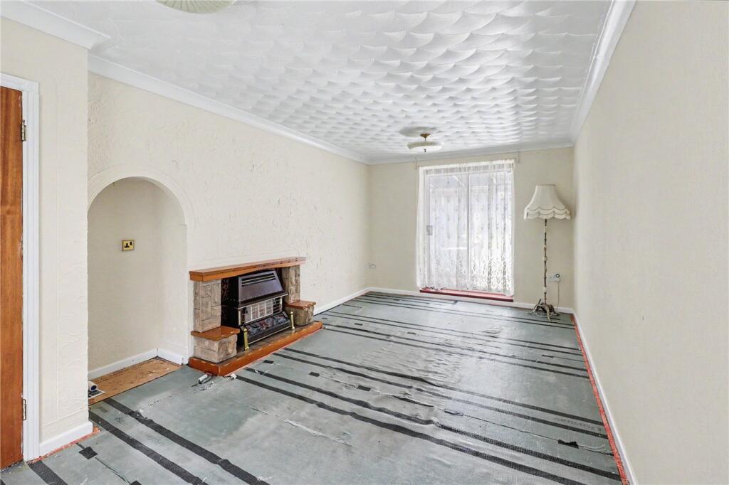 Hellesdon Road, Hellesdon, Norwich, Norfolk, NR6 photo 3