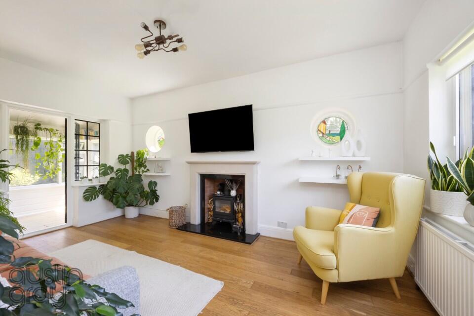 Elm Drive, Hove, East Sussex, BN3 photo 4
