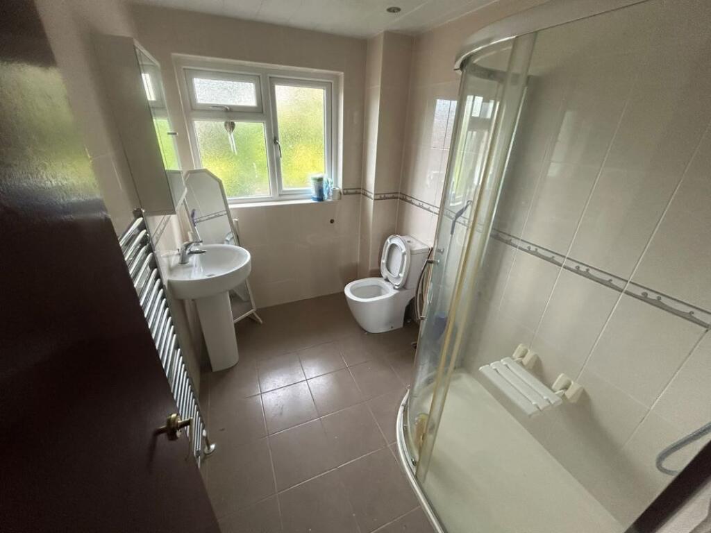 House in Motherwell, South Lanarkshire - View 4