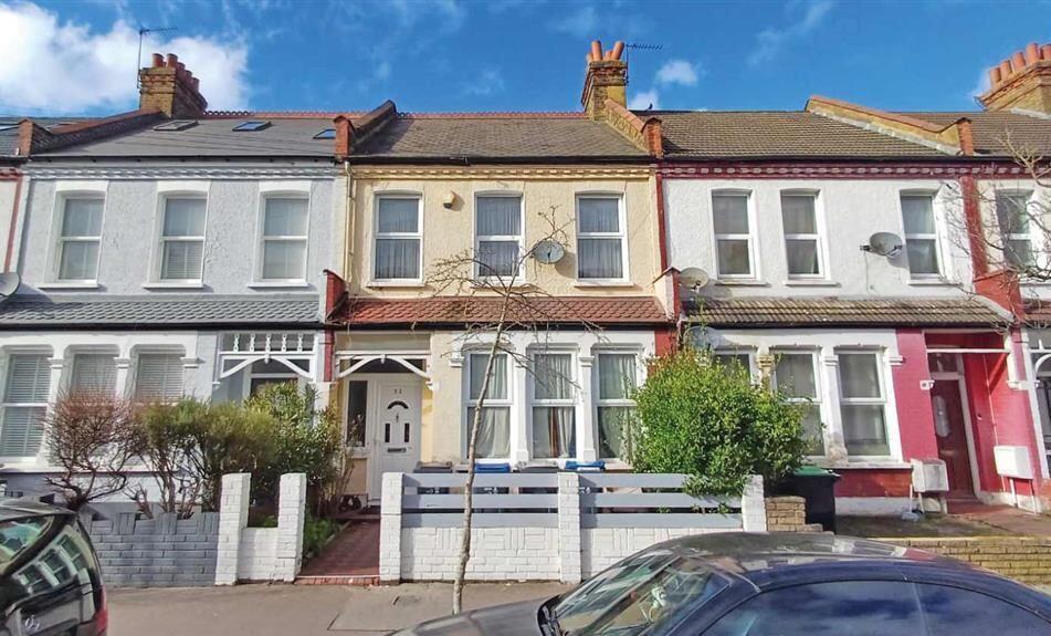 Main image of property: 52 Headcorn Road, Thornton Heath, Surrey, CR7 6JP