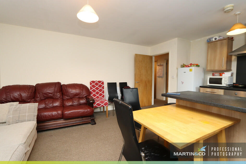 St Stephens Court, Newport photo 4