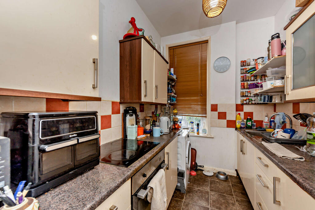 Apartment in Tonbridge - More