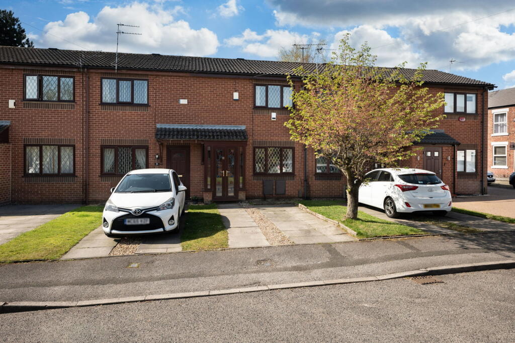 Main image of property: Yeoman Close, Hazel Grove, Stockport SK7 4AY